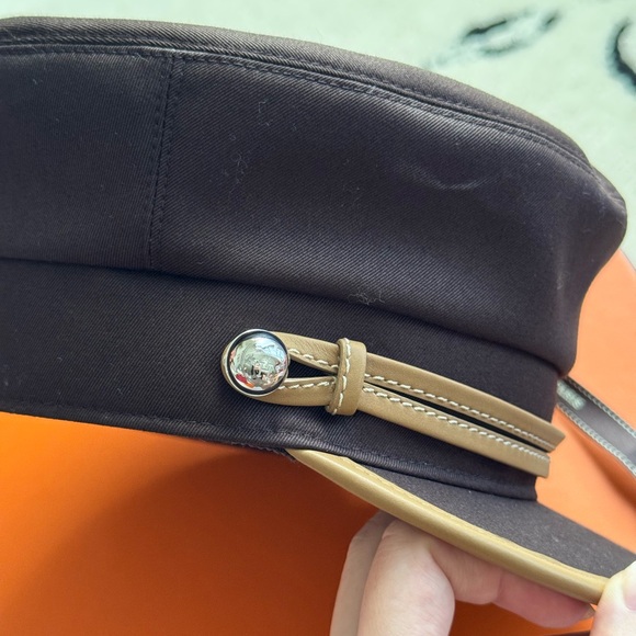 Hermes Black and Tan Cap - Picture 2 of 8